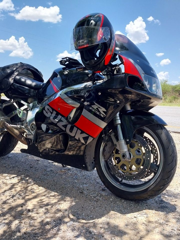 Factory Suzuki SRAD